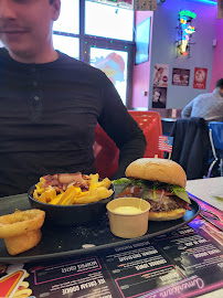 Hamburger du Restaurant américain Memphis - Restaurant Diner à Brive-la-Gaillarde - n°15