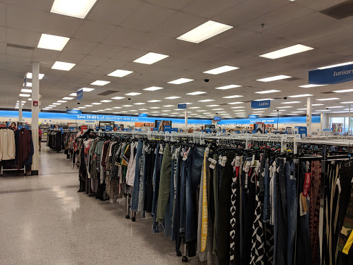 Clothing Store «Ross Dress for Less», reviews and photos, 2505 NW Federal Hwy, Stuart, FL 34994, USA