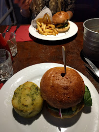 Hamburger du Restaurant français L'Oncle Pom à Toulouse - n°14