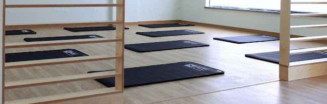 Yvonne's Pilates Studio - Aulas de Yoga