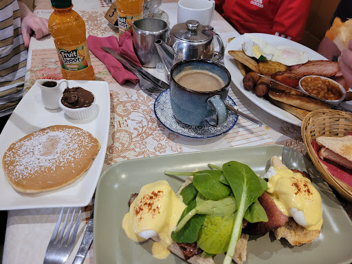 Snackz Tea & Coffee Rooms