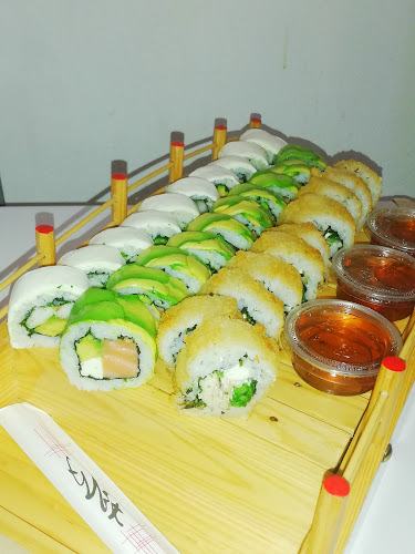Puntoycoma sushi quilicura - Restaurante