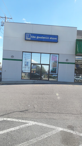 Thrift Store «Goodwill QUINCY», reviews and photos, 625 Southern Artery, Quincy, MA 02169, USA