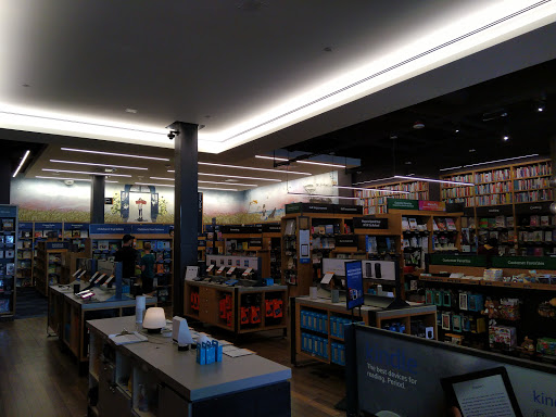 Book Store «Amazon Books», reviews and photos, 4601 26th Ave NE, Seattle, WA 98105, USA