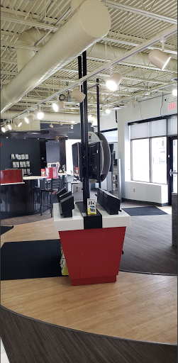 Cell Phone Store «Verizon Authorized Retailer, TCC», reviews and photos, 25 Lake St N, Forest Lake, MN 55025, USA