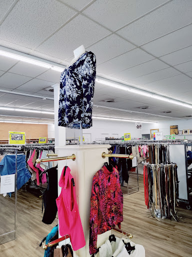 Thrift Store «Salvation Army Thrift Store», reviews and photos, 2111 S Irby St, Florence, SC 29505, USA