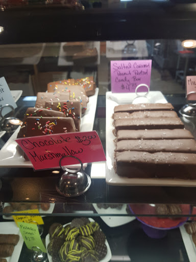 Pastry Shop «Luckhaus & Brubaker Sweets & Treats», reviews and photos, 1939 Maybank Hwy, Charleston, SC 29412, USA