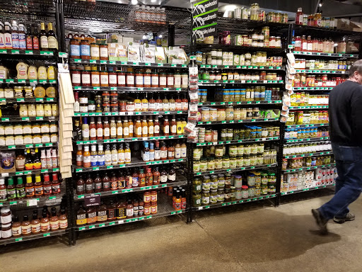 Grocery Store «Gateway Market», reviews and photos, 2002 Woodland Ave, Des Moines, IA 50312, USA