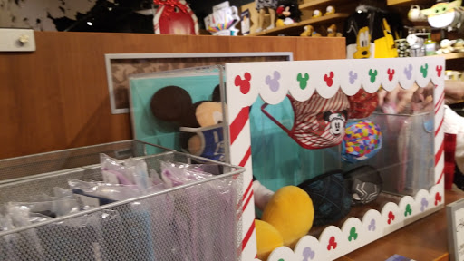 Toy Store «Disney Store», reviews and photos, 7875 Montgomery Rd, Cincinnati, OH 45236, USA