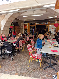 Atmosphère du Restaurant français Les Tables à Annecy - n°7
