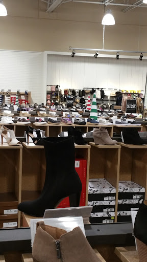 Shoe Store «DSW Designer Shoe Warehouse», reviews and photos, 538 Boston Post Rd, Orange, CT 06477, USA