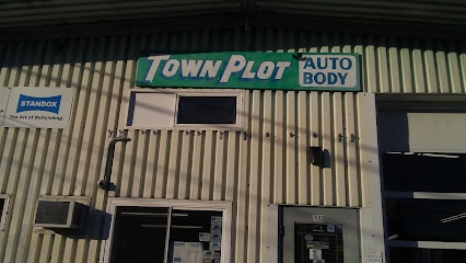 Town Plot Auto Body & Towing