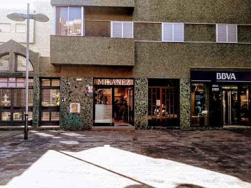 Información y opiniones sobre MILANEZ de Santa Cruz De Tenerife