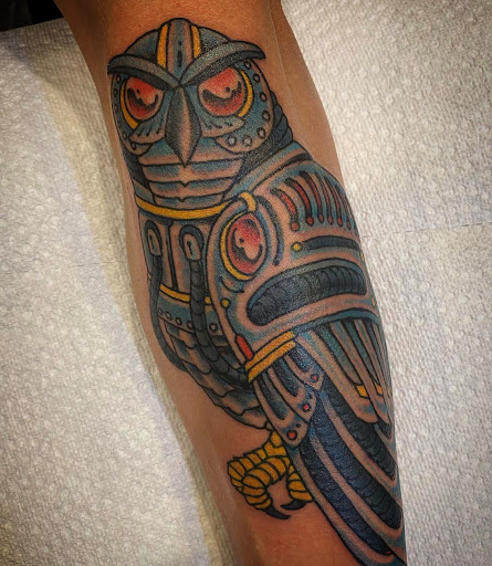 Tattoo Shop «Signature Tattoo», reviews and photos, 230 W Nine Mile Rd, Ferndale, MI 48220, USA