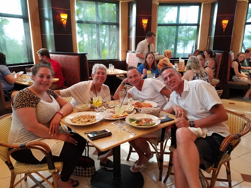 Restaurant «The Cheesecake Factory», reviews and photos, 2223 N Westshore Blvd, Tampa, FL 33607, USA