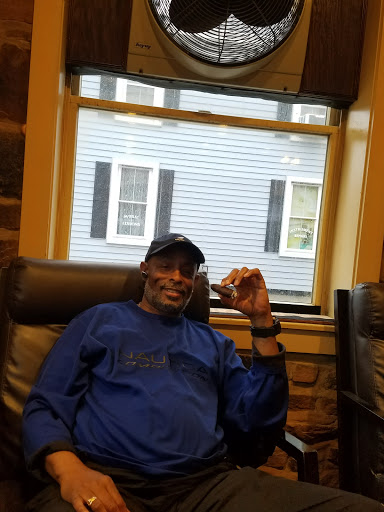 Cigar Shop «Slow Burns Cigar Shoppe & Smoking Lounge», reviews and photos, 701 Frederick Rd, Catonsville, MD 21228, USA
