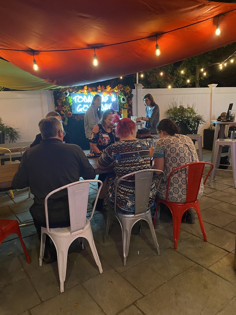 Players Sports Bar & Grille Rockland, ME 02370 Menu, Hours, Reviews