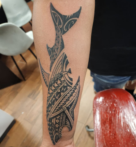Explore tattoos ideas easy, creative tattoo ideas in Honolulu, available at Aloha Tattoo Waikiki Hilton Hawaiian Village Rainbow Bazaar