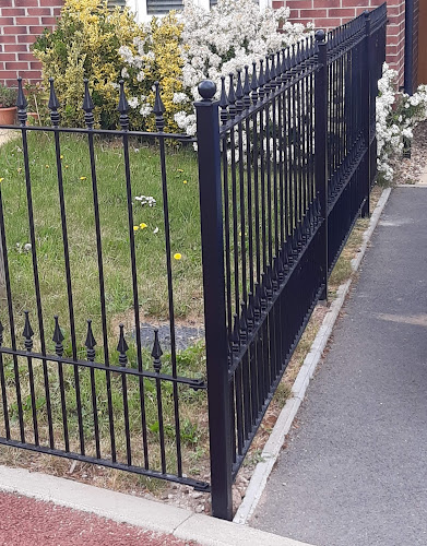 Comments and reviews of Gate Fence & Drive Co