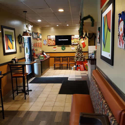 Pizza Restaurant «Round Table Pizza», reviews and photos, 3331 Solano Ave, Napa, CA 94558, USA