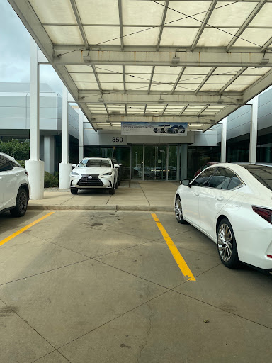 Lexus Dealer «Woodfield Lexus», reviews and photos, 350 E Golf Rd, Schaumburg, IL 60173, USA