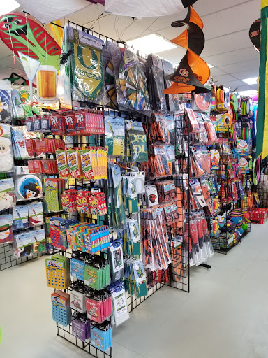 Toy Store «NorthWest Winds Kite Store», reviews and photos, 130 SW Hwy 101, Lincoln City, OR 97367, USA