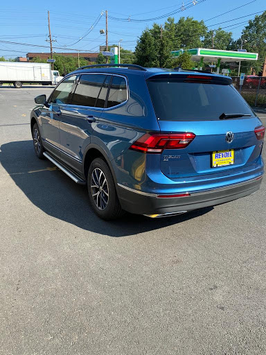 Volkswagen Dealer «Reydel Volkswagen, Sales & Service Center, Edison New Jersey VW Dealer», reviews and photos, 2034 NJ-27, Edison, NJ 08817, USA