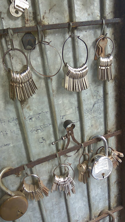 Aliağa Anahtar Key Maker