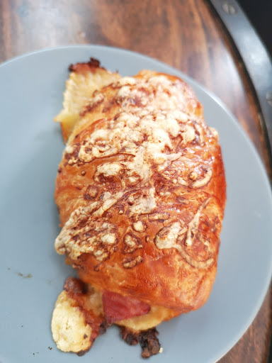 Coffee Shop «The Mill Coffee House Long Island City», reviews and photos, 44-61 11th St, Long Island City, NY 11101, USA