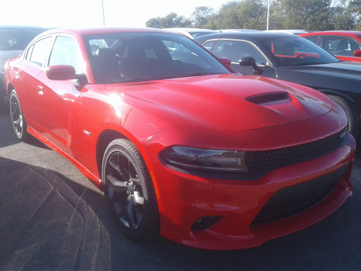 Car Dealer «Yaklin Chrysler Dodge Jeep RAM», reviews and photos, 1550 W Kingsbury St, Seguin, TX 78155, USA