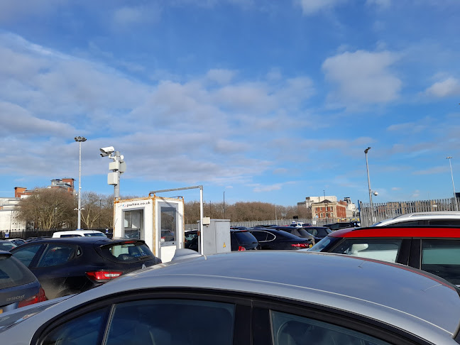 Reviews of Triangle Car Park in Southampton - Parking garage