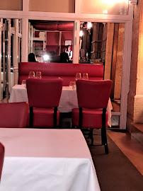 Atmosphère du Restaurant français Le Saint Laurent à Saint-Laurent-sur-Saône - n°14