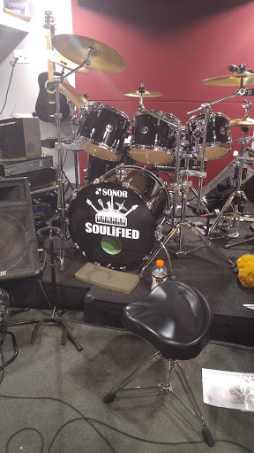 Shopping Mall «Harlem-Foster Shopping Center», reviews and photos, 7240 W Foster Ave, Chicago, IL 60656, USA