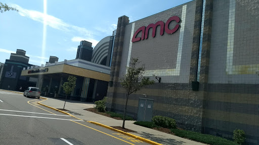 Movie Theater «AMC Framingham 16 with Dine-in Theatres», reviews and photos, 22 Flutie Pass, Framingham, MA 01701, USA
