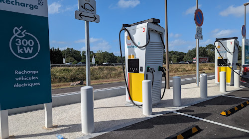 Shell Recharge Charging Station à Cestas