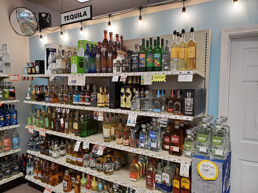 Liquor Store «Island Liquors», reviews and photos, 70 Pope Ave D, Hilton Head Island, SC 29928, USA
