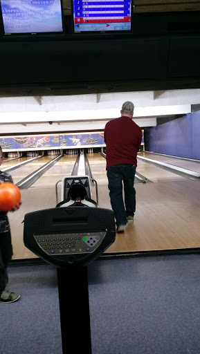 Bowling Alley «Terrell Bowling Center», reviews and photos, 2500 W Moore Ave, Terrell, TX 75160, USA