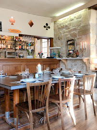 Atmosphère du Restaurant français L'Auberge des Tilleuls à Badefols-d'Ans - n°11