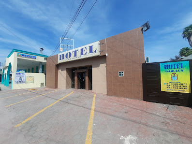 HOTEL GARCIAS Protacio Rodríguez Cuéllar 1104 Ote, entre Manuel Acuña y Sebastian Villegas, Villegas, 67700 Linares, N.L., México