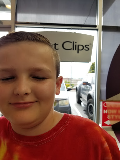 Hair Salon «Great Clips», reviews and photos, 2150 Brookmeade Dr, Columbia, TN 38401, USA