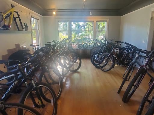 Bicycle Store «Cycle Therapy», reviews and photos, 105 W Smith St, Kent, WA 98032, USA