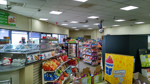 Convenience Store «7-Eleven», reviews and photos, 2600 S Telegraph Rd, Dearborn, MI 48124, USA