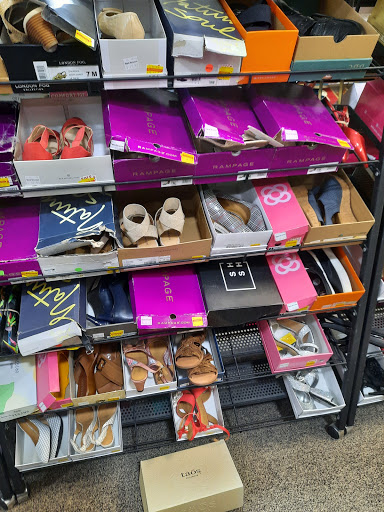 Shoe Store «Shoe Station», reviews and photos, 741 C Hilcrest Road, Mobile, AL 36695, USA