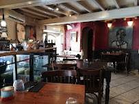 Atmosphère du Restaurant Le Bouchon Rouge à Les Baux-de-Provence - n°9