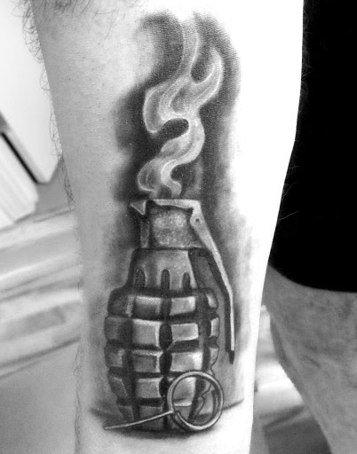 Tattoo Shop «Famous Tattoos», reviews and photos, 643 State Rd, Dartmouth, MA 02747, USA