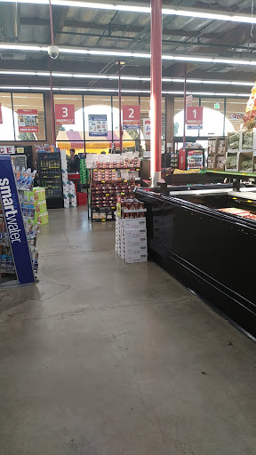 Grocery Store «Grocery Outlet Bargain Market», reviews and photos, 12010 San Pablo Ave, Richmond, CA 94805, USA