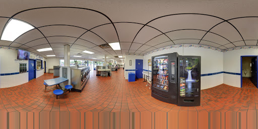 Dry Cleaner «Wash-N-Dry Inc», reviews and photos, 901 E University Ave # B, Des Moines, IA 50316, USA