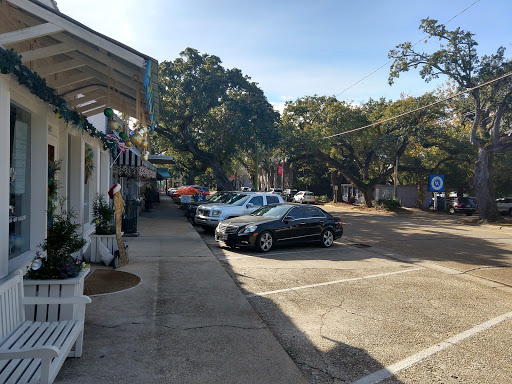 Gift Shop «Hillyer House», reviews and photos, 920 Washington Ave, Ocean Springs, MS 39564, USA