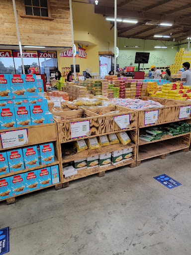 Grocery Store «Miramar Cash & Carry», reviews and photos, 9262 Miramar Rd, San Diego, CA 92126, USA