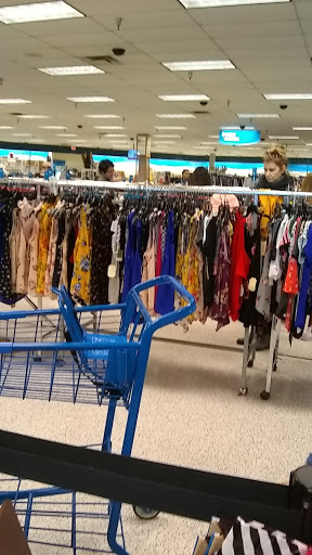 Clothing Store «Ross Dress for Less», reviews and photos, 5400 Brodie Ln, Sunset Valley, TX 78745, USA